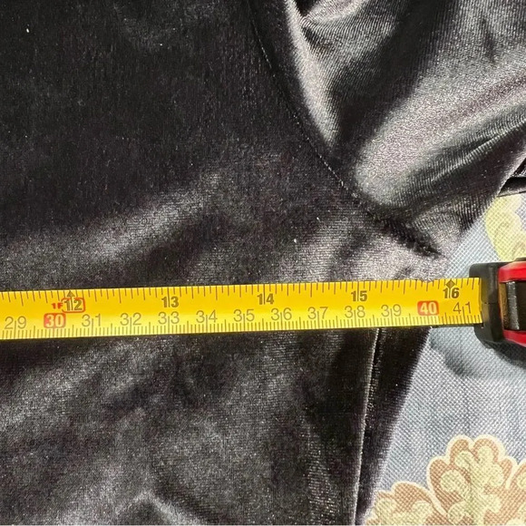 Crece Bodycon Ruffle Bell Sleeve Velvet Dress Size Small - Picture 8 of 9